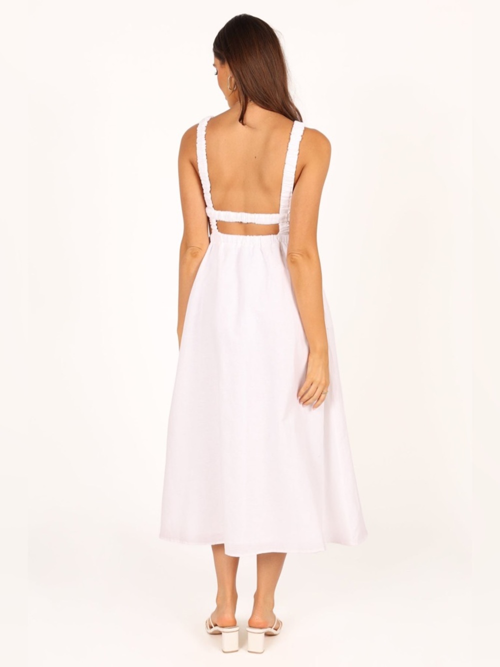 Petal & Pup Aubrey Linen Blend Cutout Midi Dress White Sleeveless Size 2 - Picture 2 of 11